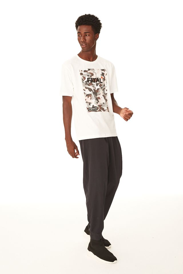Camiseta-Fatal-Estampada-Logo-Box-Off-White