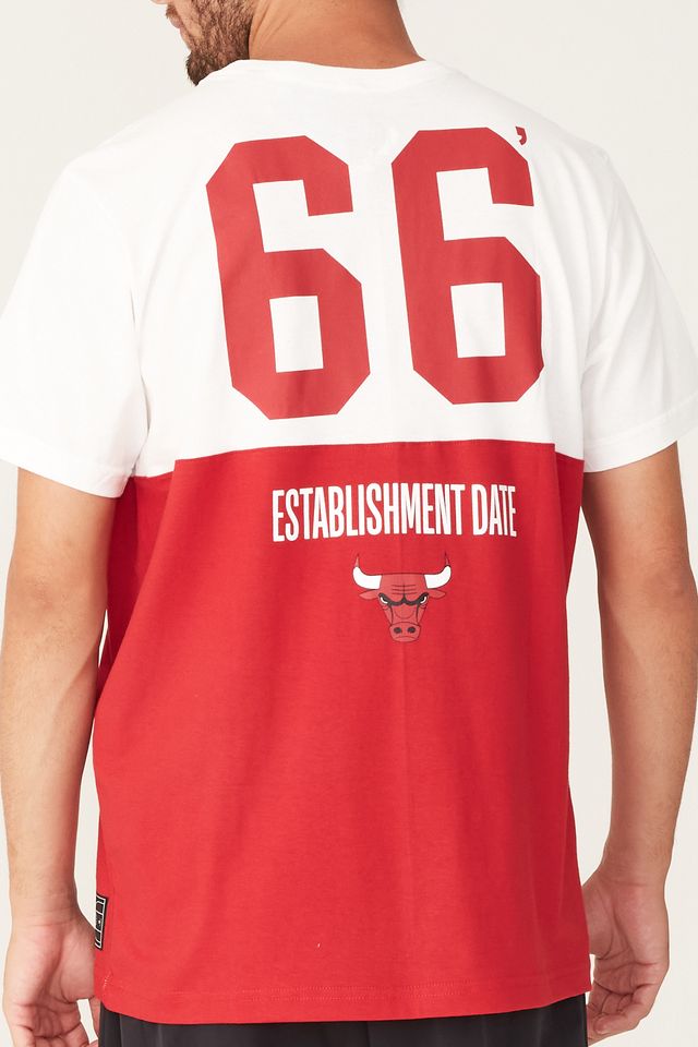 Camiseta-NBA-Especial-Chicago-Bulls-Off-White-Com-Vermelha