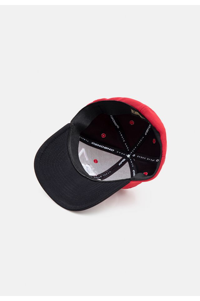 Bone-Onbongo-Aba-Curva-FlexFit-Vermelho