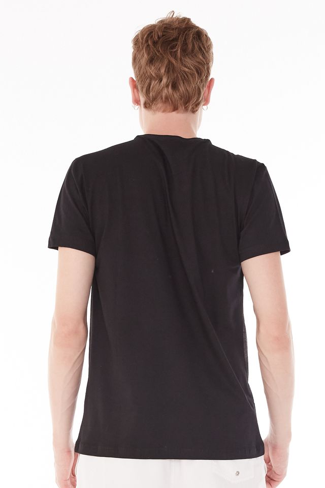 Camiseta-Fatal-Especial-Preta
