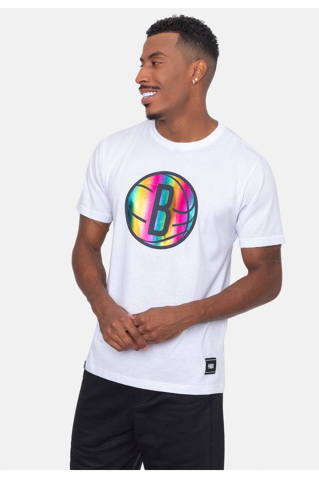 Camiseta-NBA-Rainbow-Logo-Brooklyn-Nets-Off-White
