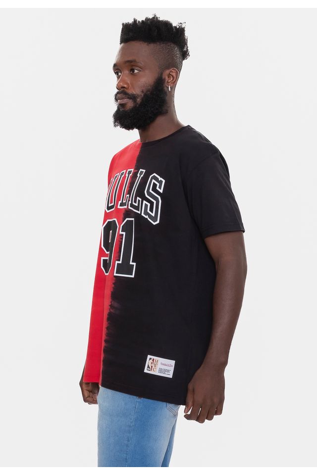 Camiseta-Mitchell---Ness-Verti-Tie-Dye-Chicago-Bulls-Dennis-Rodman-Vermelha-Com-Preta