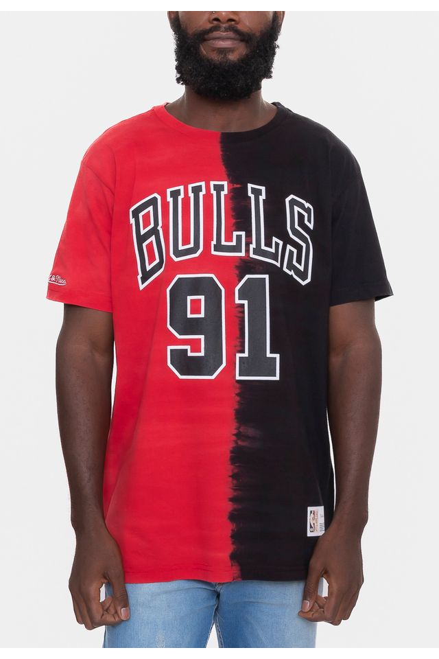 Camiseta-Mitchell---Ness-Verti-Tie-Dye-Chicago-Bulls-Dennis-Rodman-Vermelha-Com-Preta