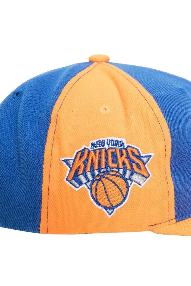 Bone-Mitchell---Ness-NBA-Rear-Script-Deadstock-Snapback-New-York-Knicks-Azul-Royal-com-Laranja