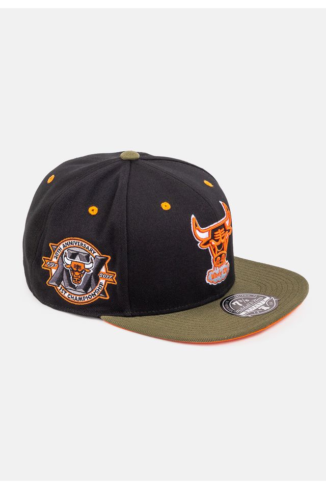 Bone-Mitchell---Ness-NBA-Fitted-HWC-Chicago-Bulls-Preto
