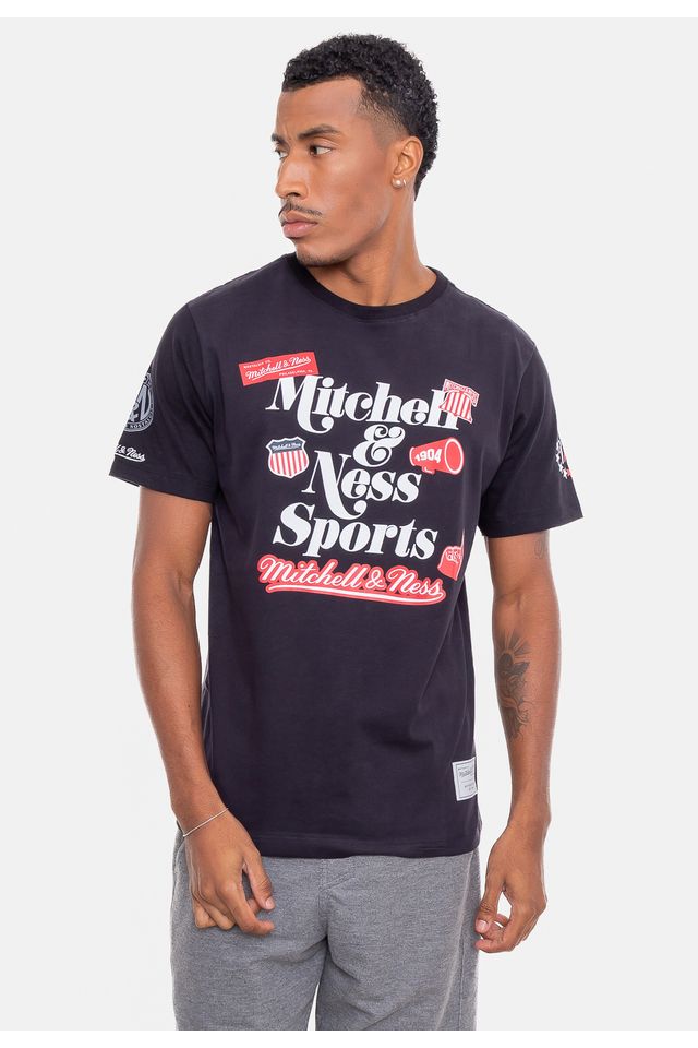 Camiseta-Mitchell---Ness-Branded-Patches-Preta Camiseta-Mitchell---Ness-Branded-Patches-Preta