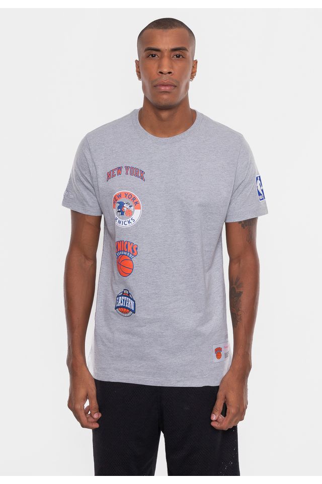 Camiseta-Mitchell---Ness-New-York-Knicks-City-Cinza-Mescla Camiseta-Mitchell---Ness-New-York-Knicks-City-Cinza-Mescla
