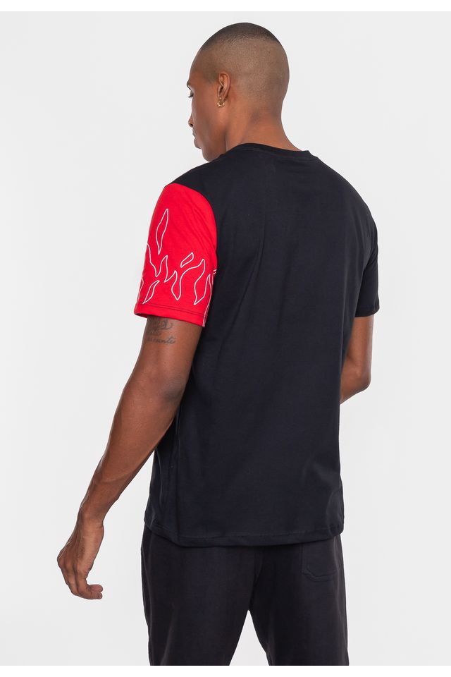 Camiseta-Ecko-Especial-30-Anos-Preta