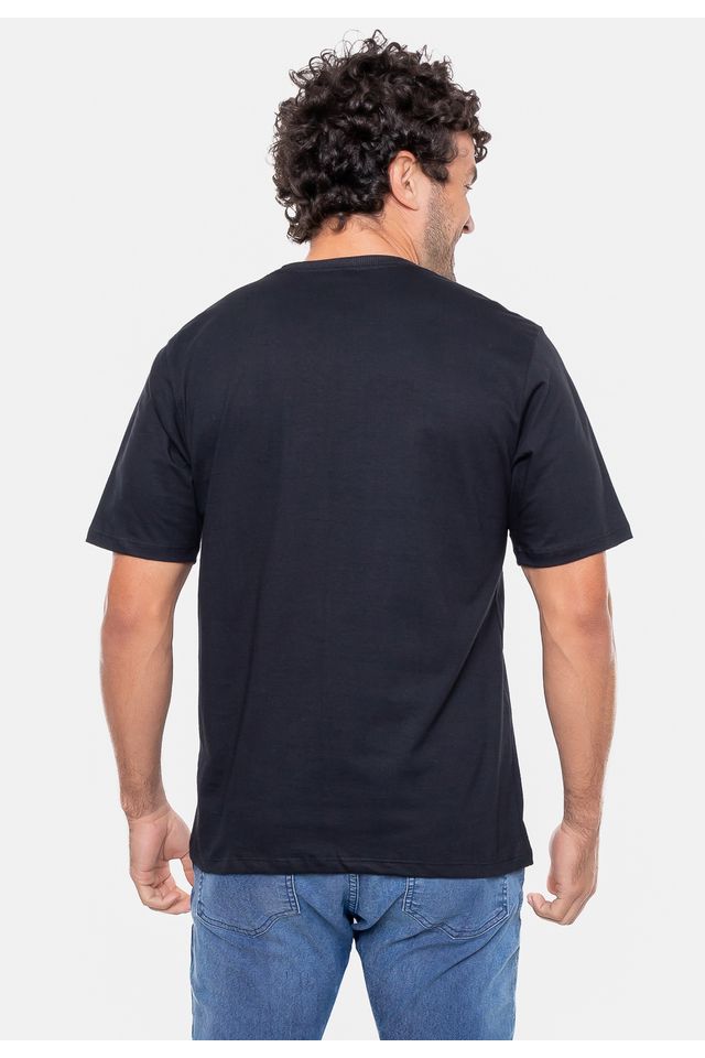 Camiseta-Fatal-Fashion-Basic-Gola-V-Preta
