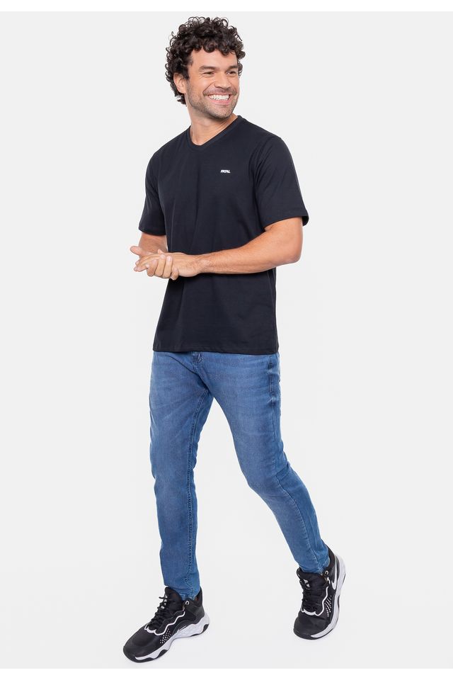 Camiseta-Fatal-Fashion-Basic-Gola-V-Preta