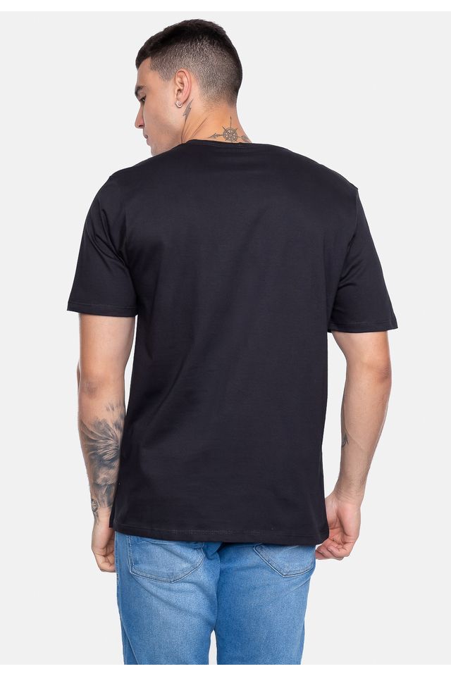 Camiseta-Fatal-Estampada-Alpine-Preta