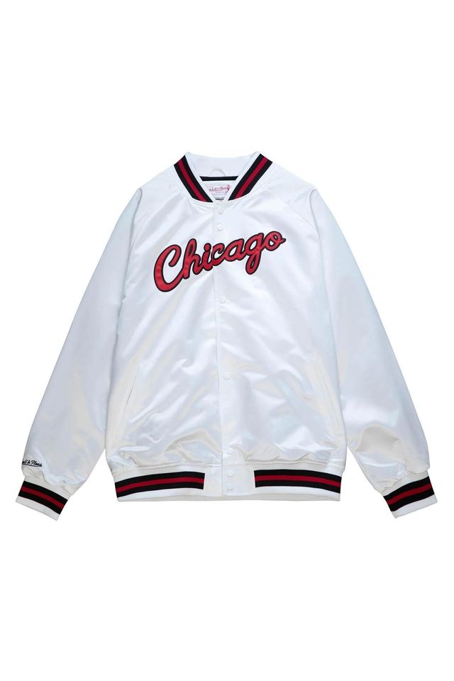 Jaqueta-Mitchell---Ness-Lightweight-Satin-Jacket-Chicago-Bulls-Branca Jaqueta-Mitchell---Ness-Lightweight-Satin-Jacket-Chicago-Bulls-Branca