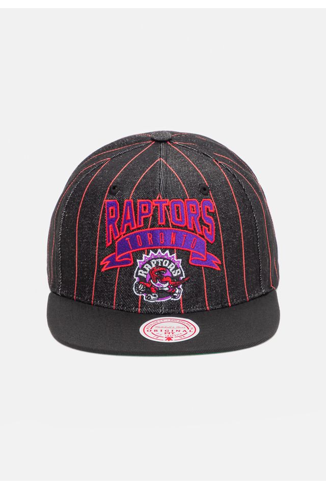 Bone-Mitchell---Ness-NBA-Dem-Stripes-Toronto-Raptors-Preto Bone-Mitchell---Ness-NBA-Dem-Stripes-Toronto-Raptors-Preto