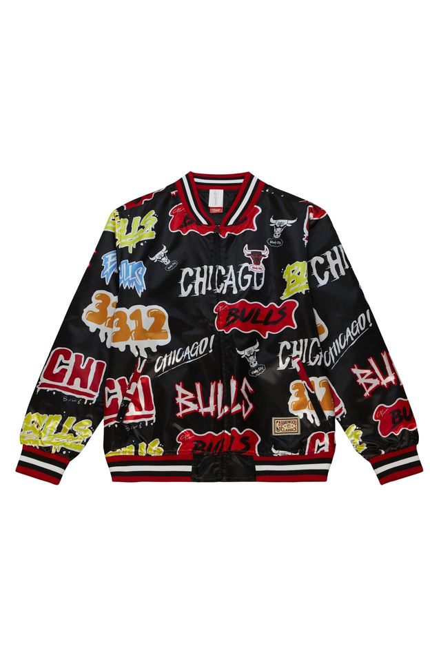 Jaqueta-Mitchell---Ness-Slap-Sticker-Dupla-Face-Chicago-Bulls-Preta Jaqueta-Mitchell---Ness-Slap-Sticker-Dupla-Face-Chicago-Bulls-Preta