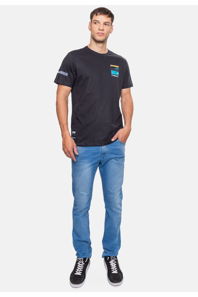 Camiseta-Onbongo-Masculina-Preta