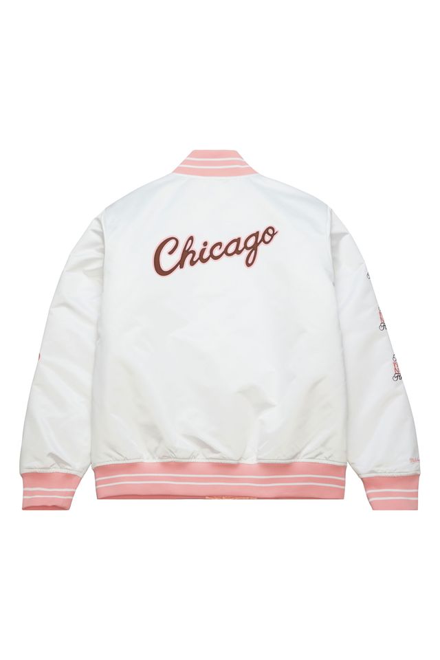 Jaqueta-Mitchell---Ness-NBA-Neopolitan-Satin-Jacket-Chicago-Bulls-Branca