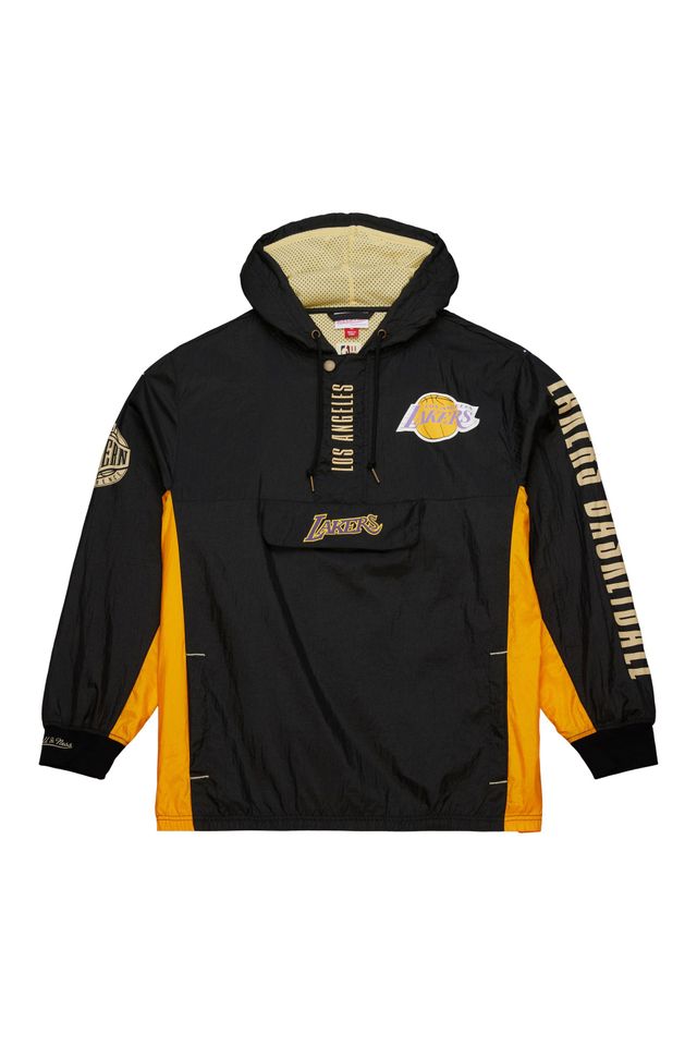 Jaqueta-Mitchell---Ness-Team-OG-2-0-Anorak-Windbreaker-Vintage-Logo-Los-Angeles-Lakers-Preta Jaqueta-Mitchell---Ness-Team-OG-2-0-Anorak-Windbreaker-Vintage-Logo-Los-Angeles-Lakers-Preta