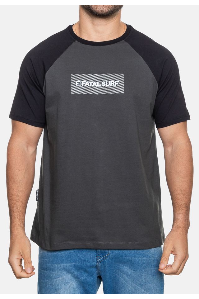 Camiseta-Fatal-Masculina-Raglan-Counter-Chumbo