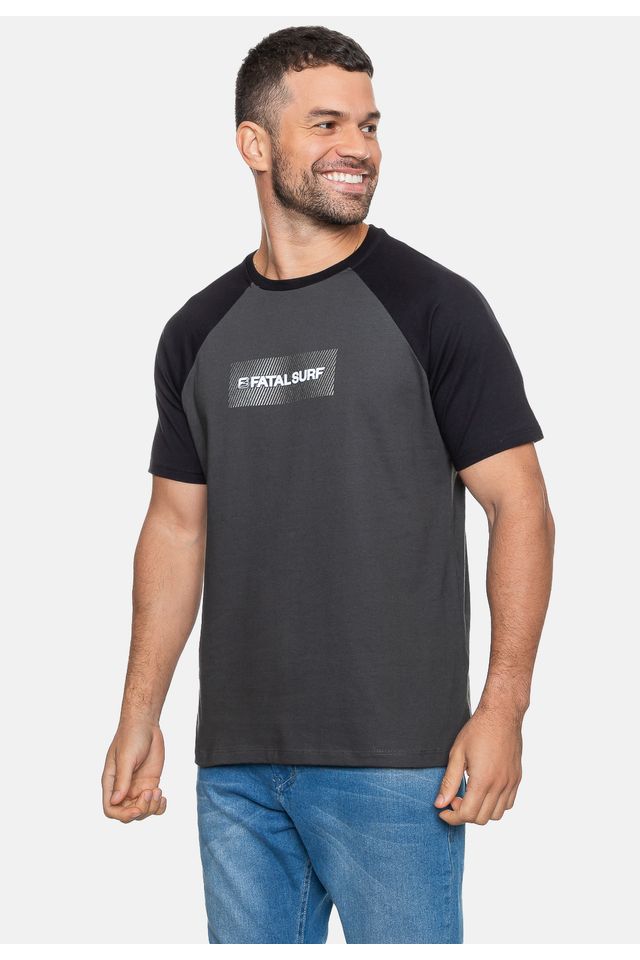 Camiseta-Fatal-Masculina-Raglan-Counter-Chumbo