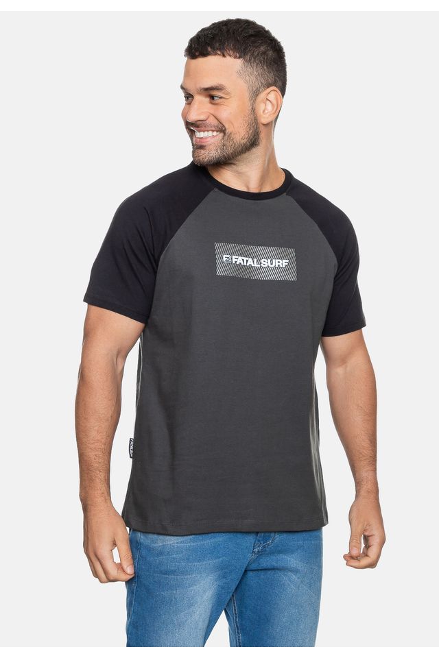 Camiseta-Fatal-Masculina-Raglan-Counter-Chumbo