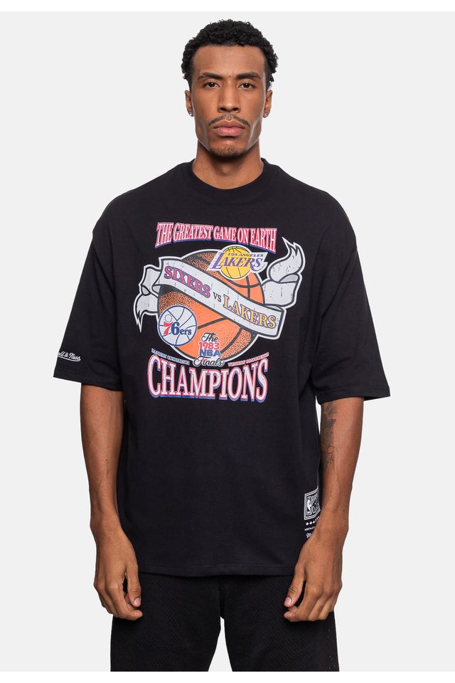 Camiseta-Mitchell---Ness-NBA-Finals-Lakers-x-Philadelphia-76ers-Preta Camiseta-Mitchell---Ness-NBA-Finals-Lakers-x-Philadelphia-76ers-Preta