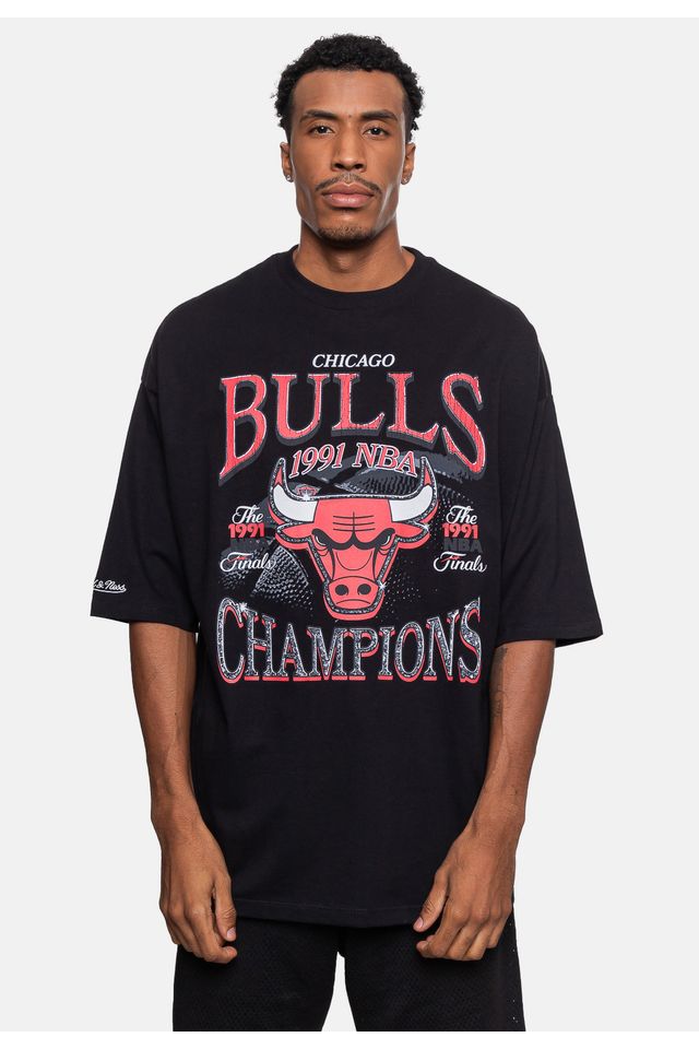 Camiseta-Mitchell---Ness-Oversize-Chicago-Bulls-Preta Camiseta-Mitchell---Ness-Oversize-Chicago-Bulls-Preta