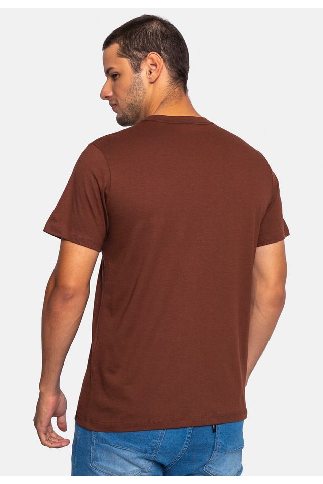 Camiseta-Fatal-Estampanda-Marrom