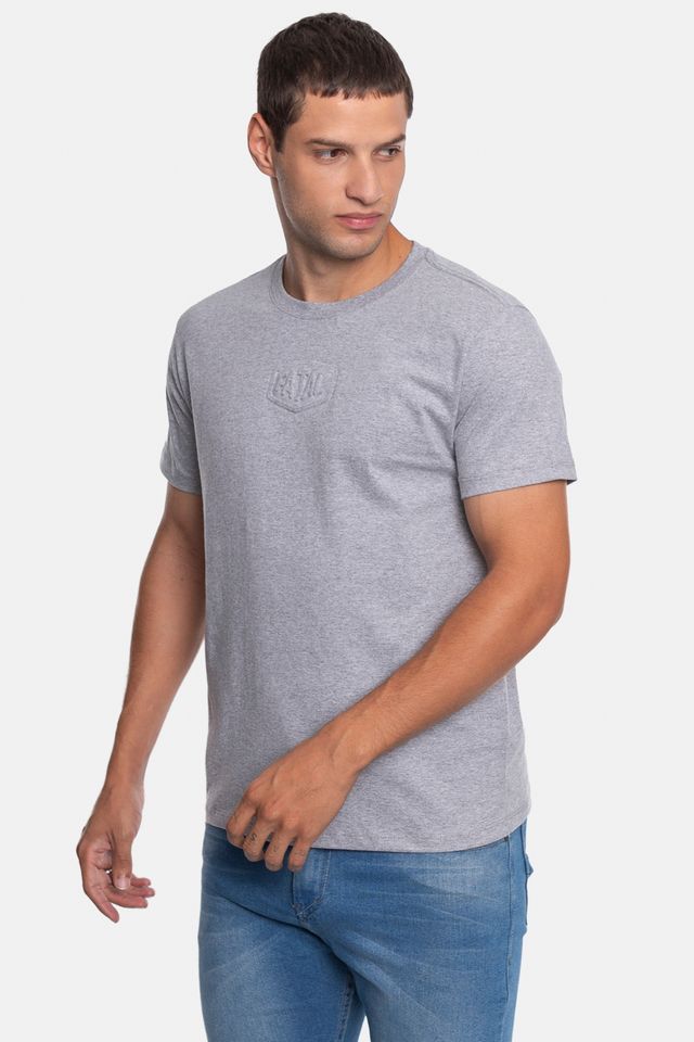 Camiseta-Fatal-Estampada-Cinza