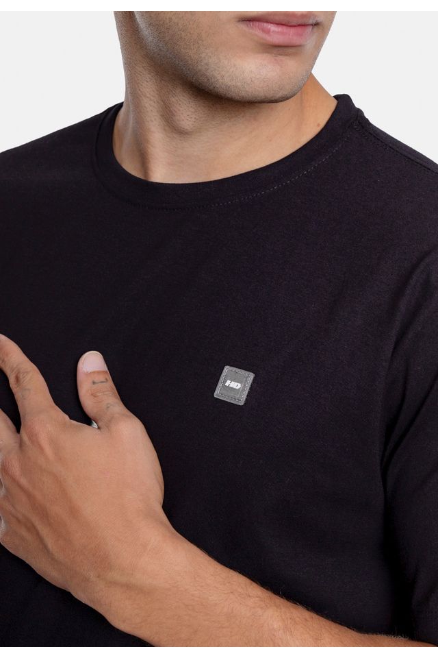 Camiseta-HD-Estampada-Preta