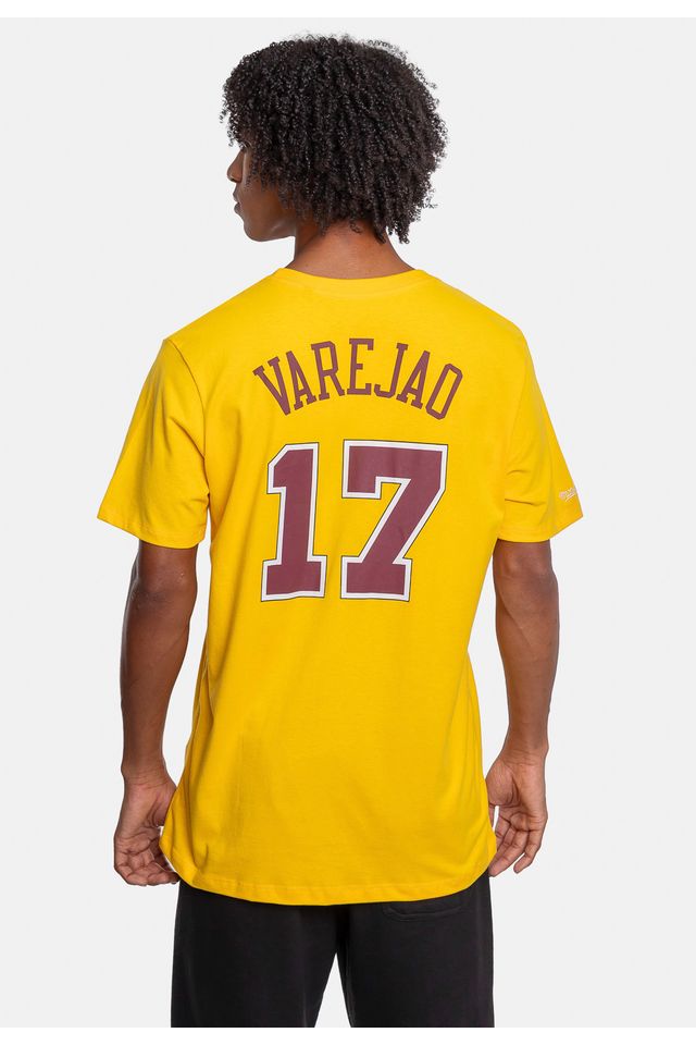 Camiseta-Mitchell---Ness-Name-And-Number-Anderson-Varejao-Amarela