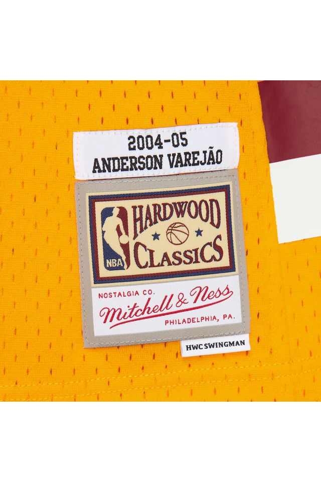 Regata-Mitchell---Ness-NBA-Hardwood-Classics-Swingman-Jersey-Cleveland-Cavaliers-2004-05-Anderson-Varejao-Amarela