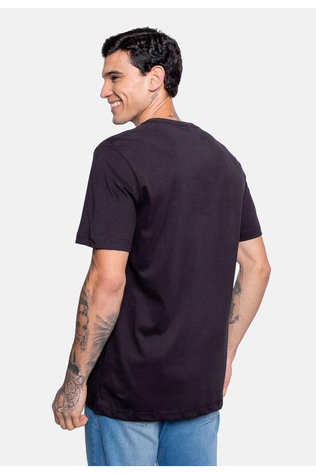 Camiseta-Fatal-Estampada-Preta