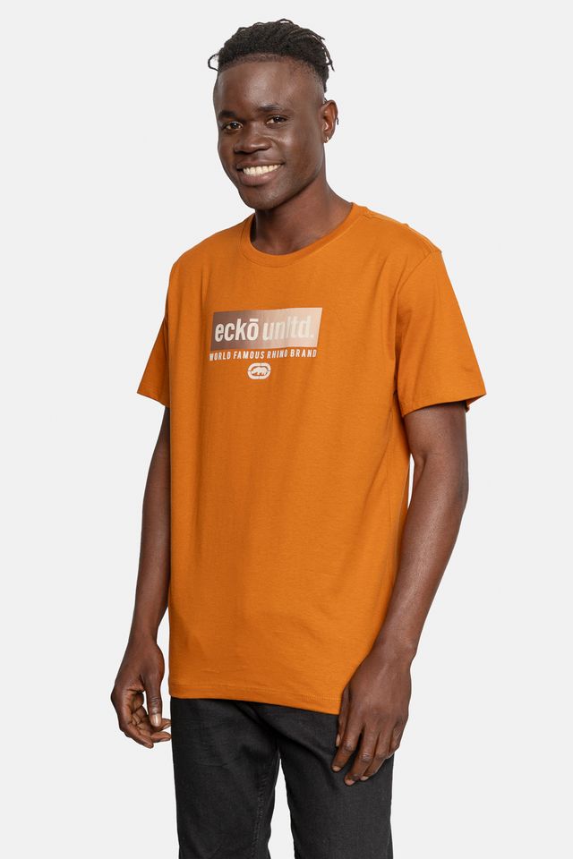Camiseta-Ecko-Estampada-Caramelo