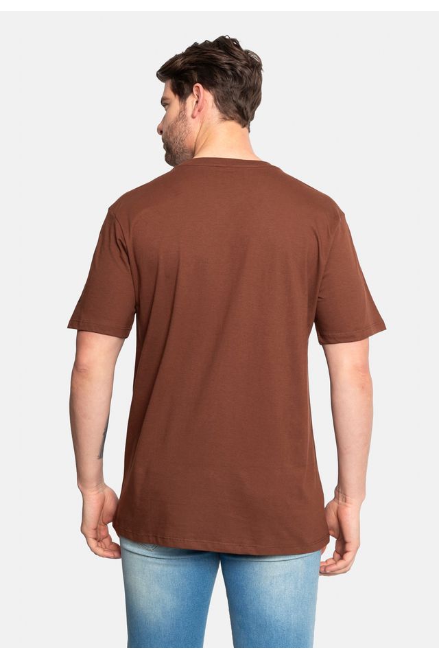 Camiseta-Fatal-Estampada-Marrom