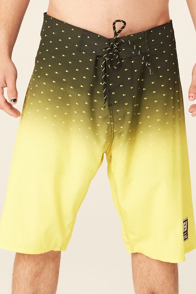 Boardshort-Fatal-Sublimado-Amarelo