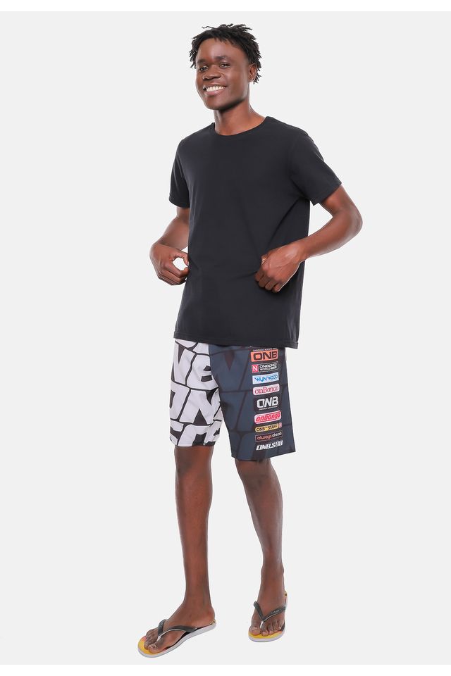 Boardshort-Onbongo-Staff-Preto-C-Branco