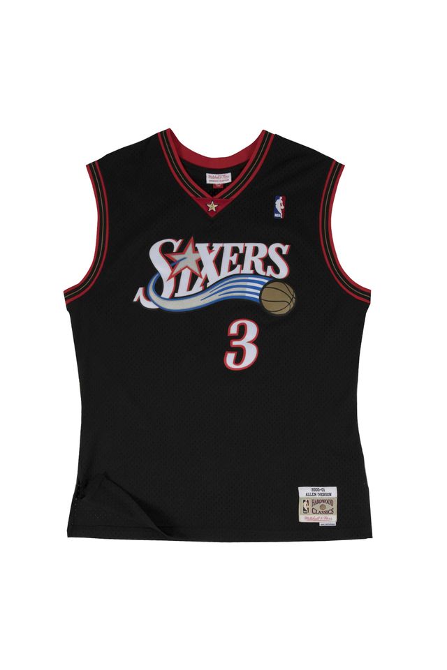 Regata-Mitchell---Ness-NBA-Swingman-Jersey-Philadelphia-76ERS-Allen-Iverson-Road-2000-01-Preta Regata-Mitchell---Ness-NBA-Swingman-Jersey-Philadelphia-76ERS-Allen-Iverson-Road-2000-01-Preta