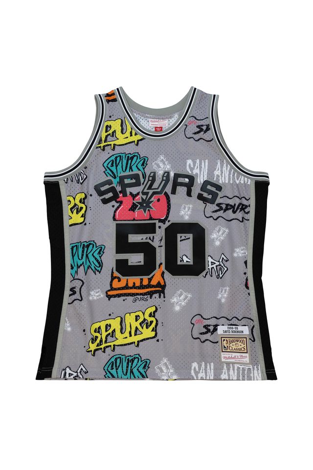 Regata-Mitchell---Ness-Slap-Sticker-Swingman-Jersey-San-Antonio-Spurs-1998-99-David-Robinson-Cinza Regata-Mitchell---Ness-Slap-Sticker-Swingman-Jersey-San-Antonio-Spurs-1998-99-David-Robinson-Cinza