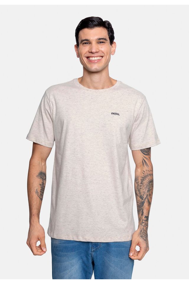 Camiseta Fatal Estampada Off White - P Camiseta Fatal Estampada Off White - P