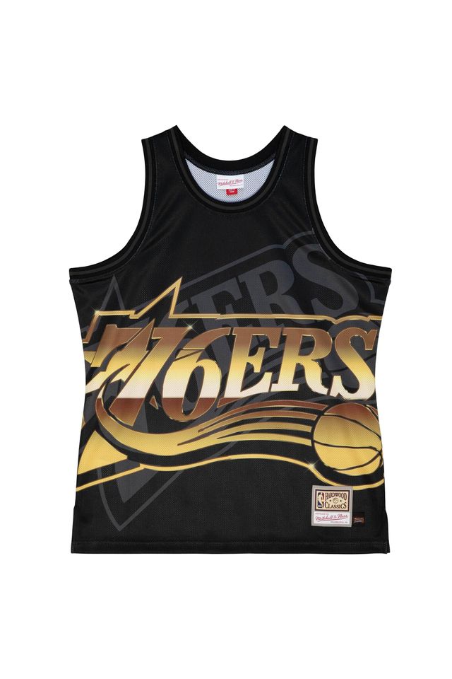 Regata Mitchell & Ness NBA Big Face 4.0 Fashion Tank Philadelphia 76ers Preta - P Regata Mitchell & Ness NBA Big Face 4.0 Fashion Tank Philadelphia 76ers Preta - P