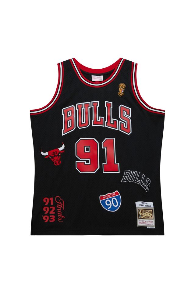 Regata Mitchell & Ness Highway Swingman Jersey Chicago Bulls 1997-98 Dennis Rodman Preta - P