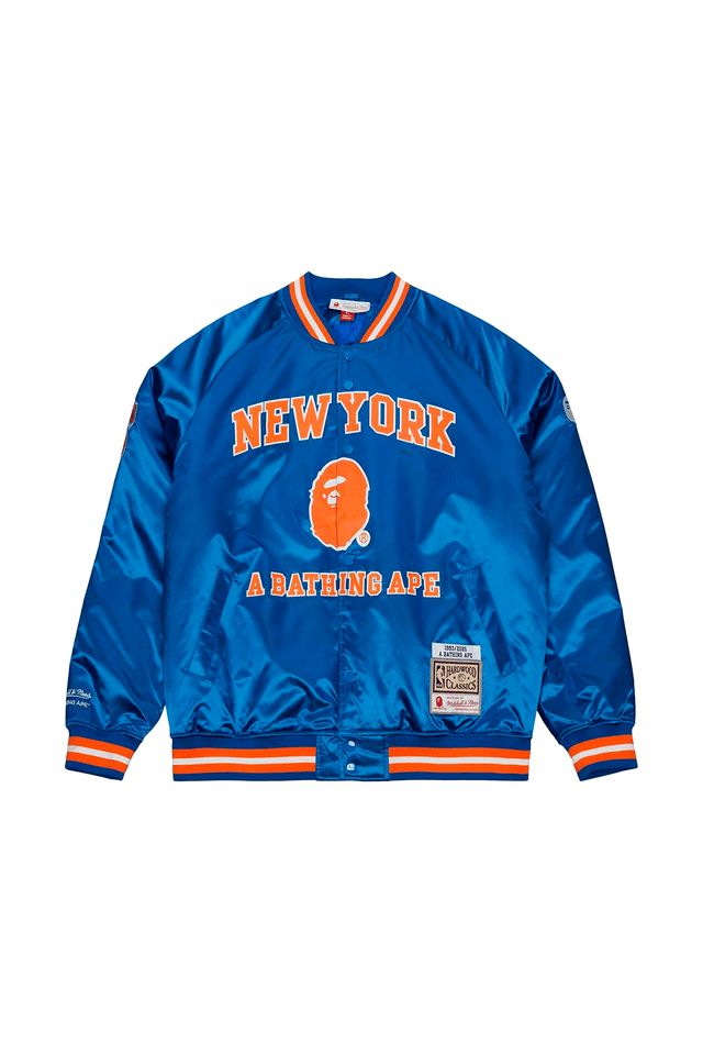 Jaqueta Mitchell & Ness x BAPE Satin Jacket New York Knicks Azul Royal - M Jaqueta Mitchell & Ness x BAPE Satin Jacket New York Knicks Azul Royal - M