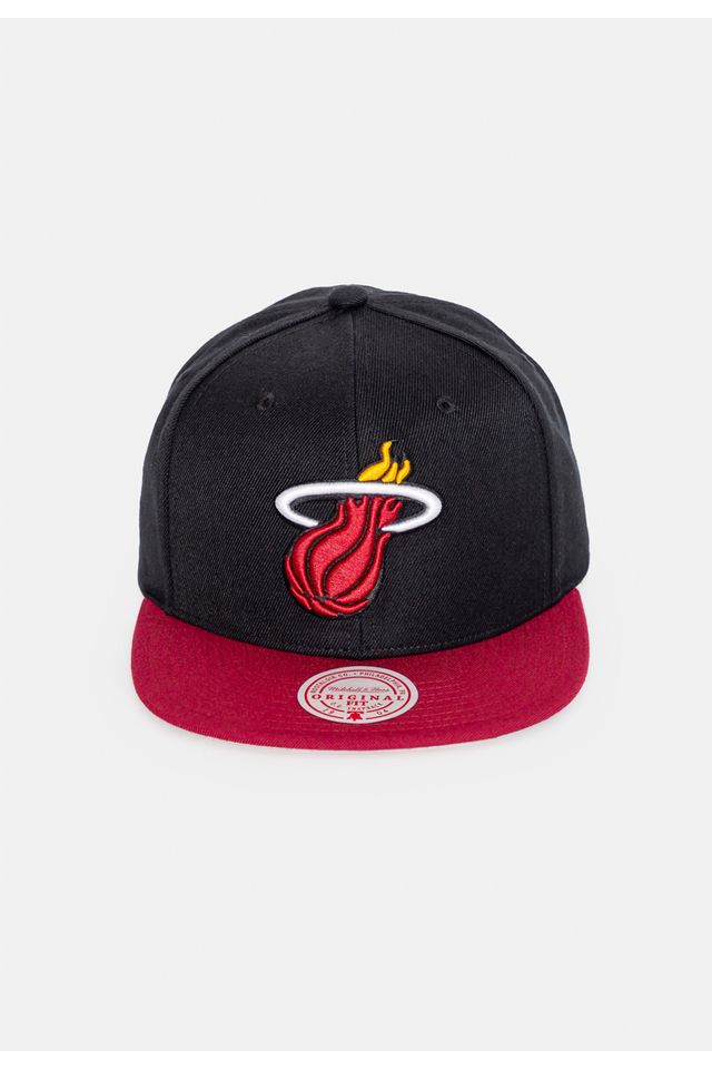 Boné Mitchell & Ness NBA Snapback Team 2 Tone Miami Heat Preto/Vermelho - ÚNICO Boné Mitchell & Ness NBA Snapback Team 2 Tone Miami Heat Preto/Vermelho - ÚNICO