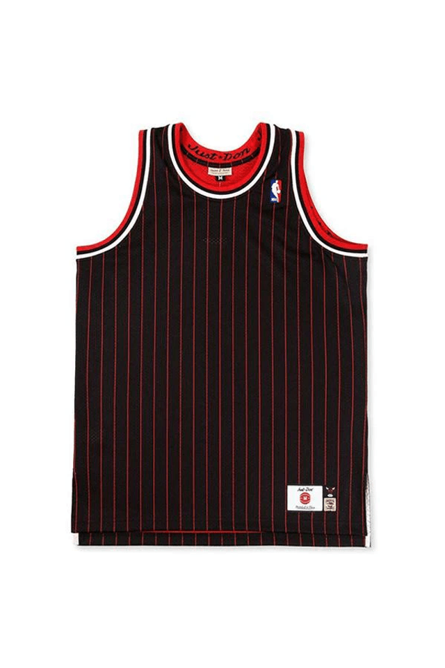 Regata Mitchell & Ness Just Don Bulls Product Preta - M